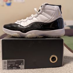 Air Jordan Retro 11 Gratitude Size 9 1/2