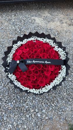 Red Rose Bouquet/Ramo De Rosas