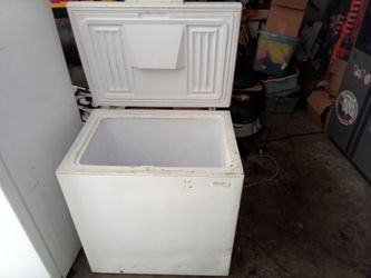 Kirkland White 7.0 Cu Ft Chest Freezer
