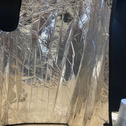Weather Tech Sun Shade for Chevy Equinox Silver & Black Works Great & Custom Fit and Will Remain Snug In Window-Really Good Condition! Summer Is Here