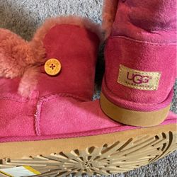 Teen Or Women Sz 5 Adult Size Pink ugg Boots Winter Suede