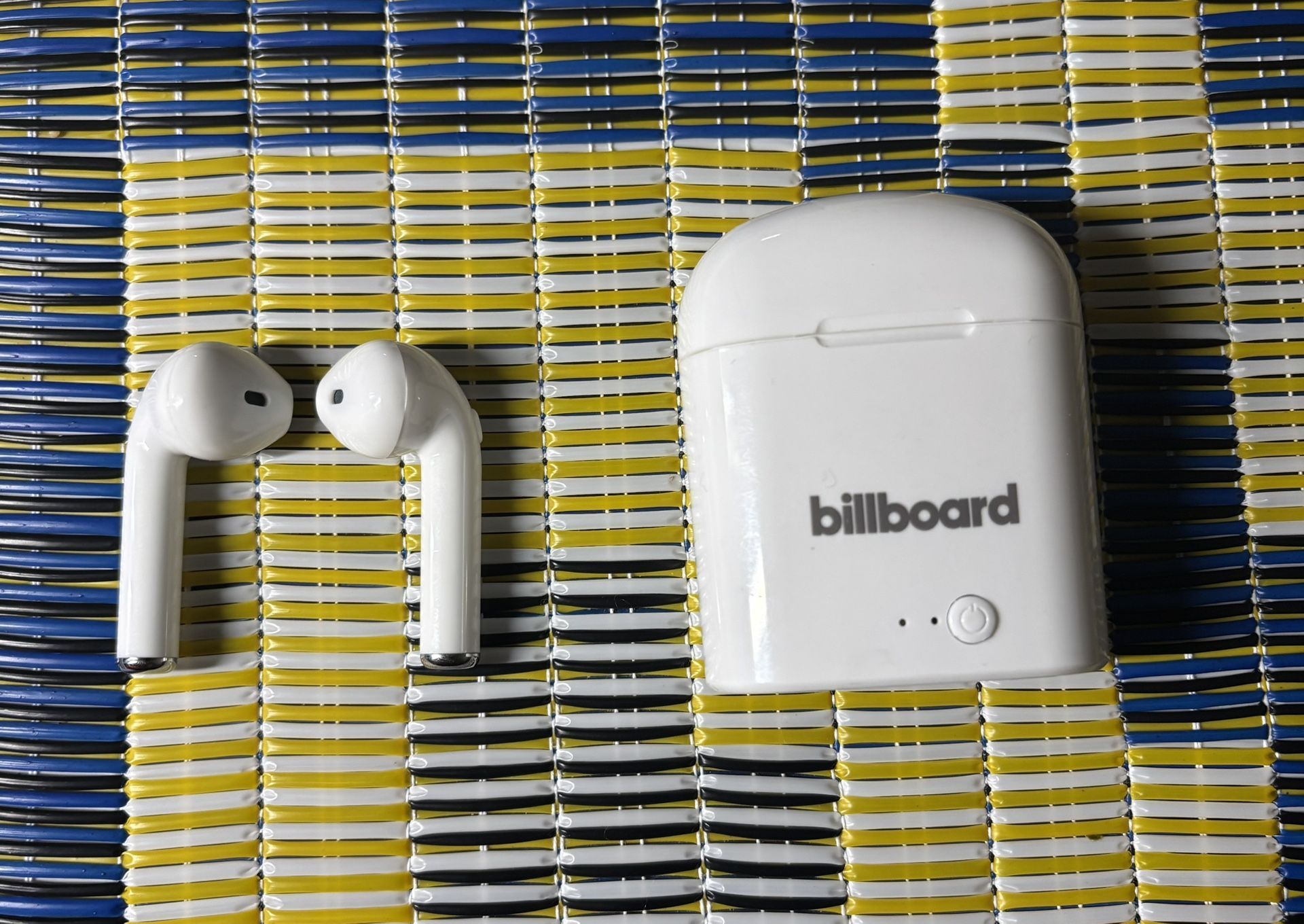 TESTED - Billboard Bluetooth True Wireless Earbuds with Charging Case