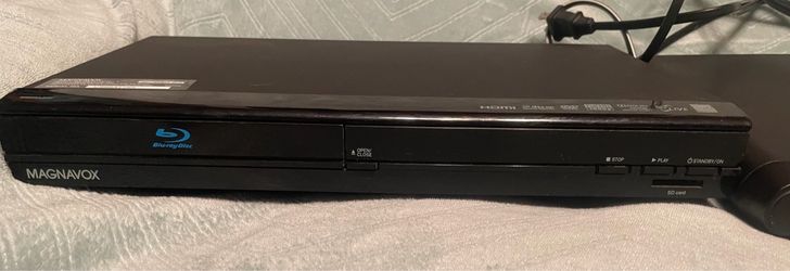 Blu ray and dvd player sold together