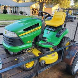 24 Jhon Deer Riding Mower 