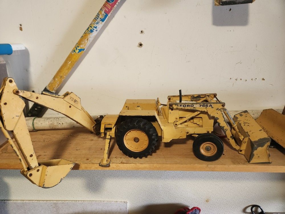 Metal Backhoe And Dozer