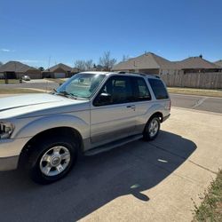 2003 Ford Explorer