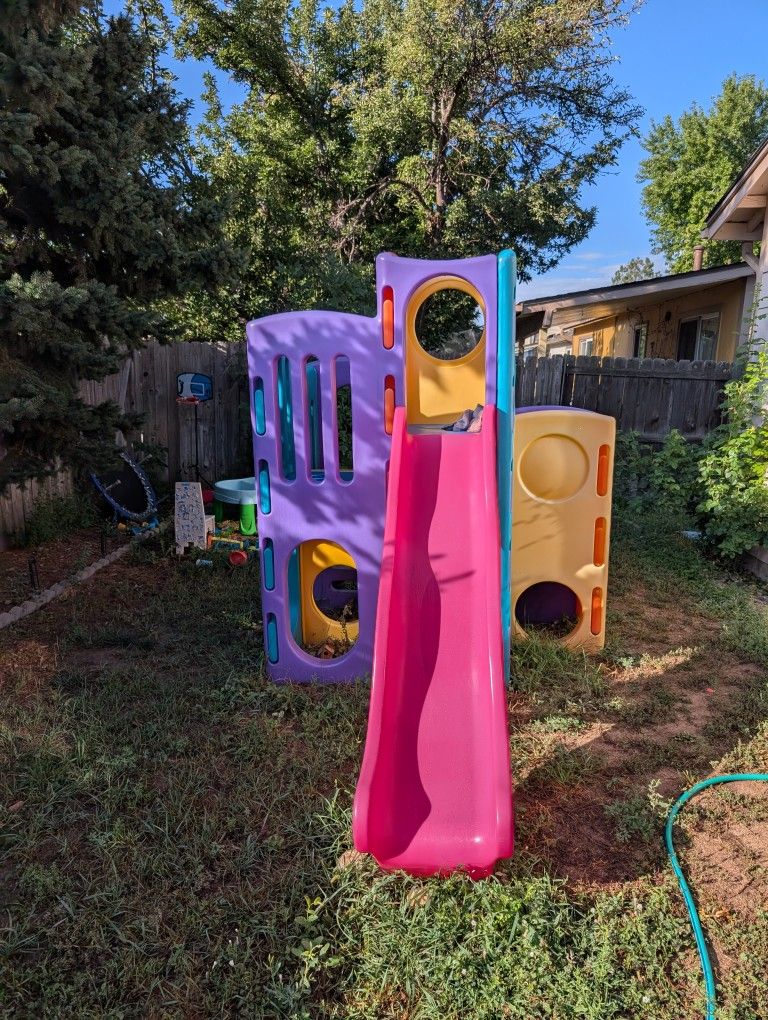 Little Tikes With 2 Slides