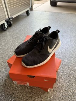 Roshe G Black Golf Shoes (11.5)