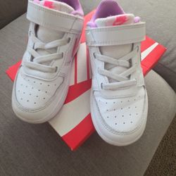Nike For Toddler  Size 9c