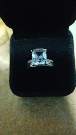 Size 5 sterling silver wedding set white sapphire new