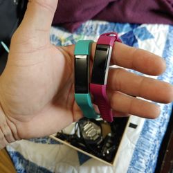 2 Fitbit No Charger