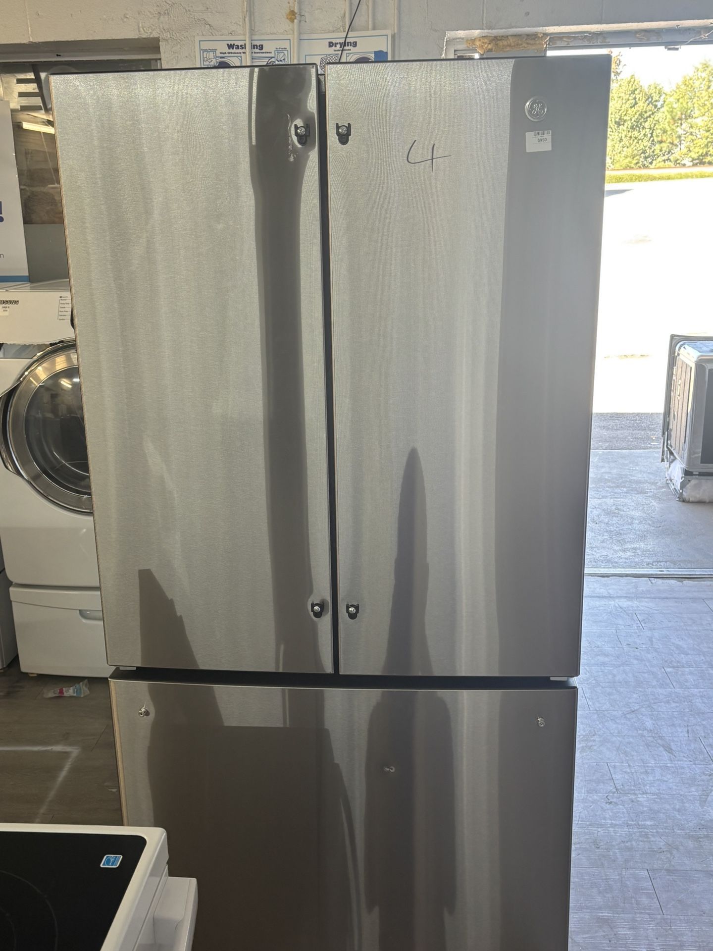 GE French Door Refrigerator (GNE27JYMYFFSLA386590)