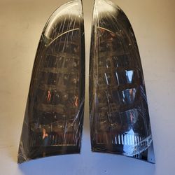 ford foucus  MKI tail lights 1(contact info removed)