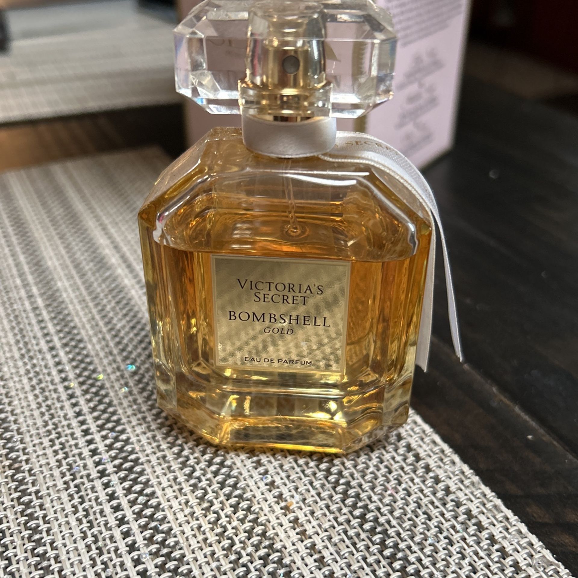 Victoria Secret Bombshell Gold Discontinued