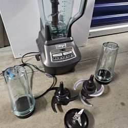 Ninja Blender 