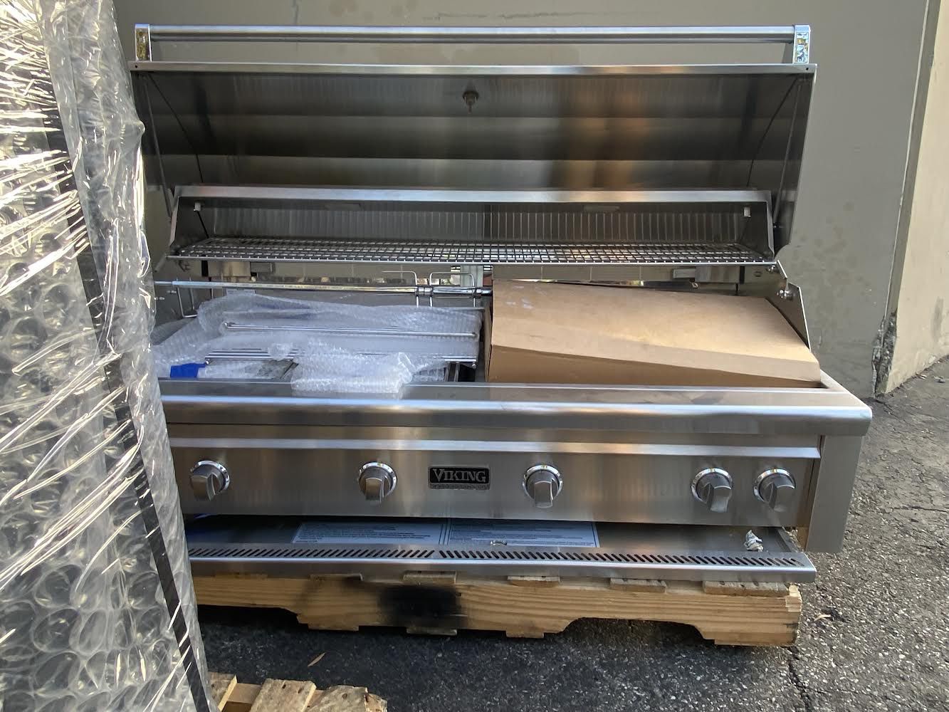 Viking grill  54 Inch Model # VQGI554 
