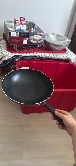 Large wok never used