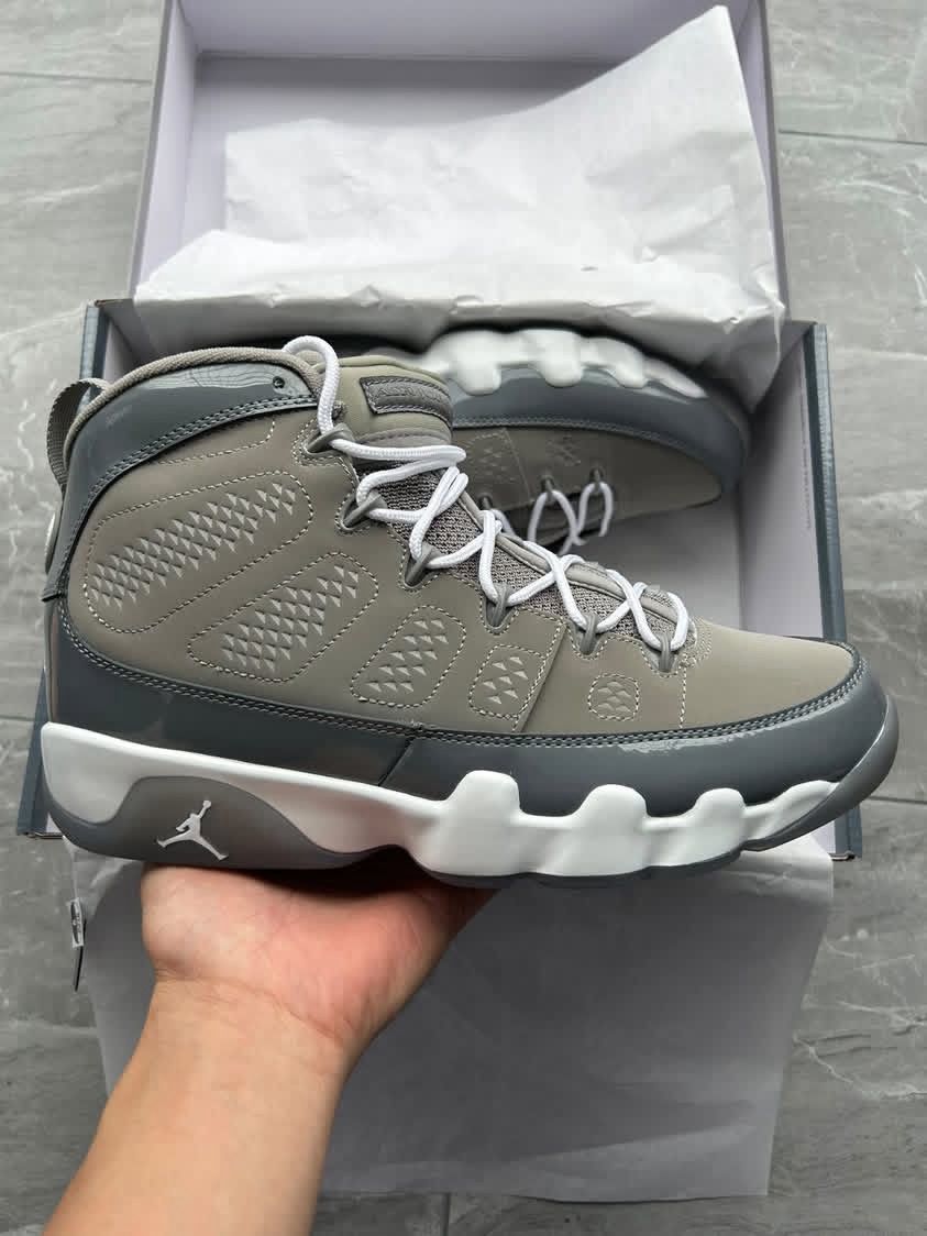 Retro Jordan 9 “Cool Grey” Size 10