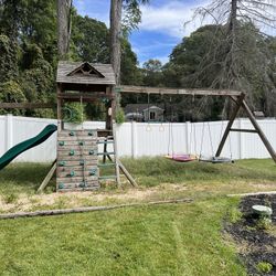 Creative playthings Swingset