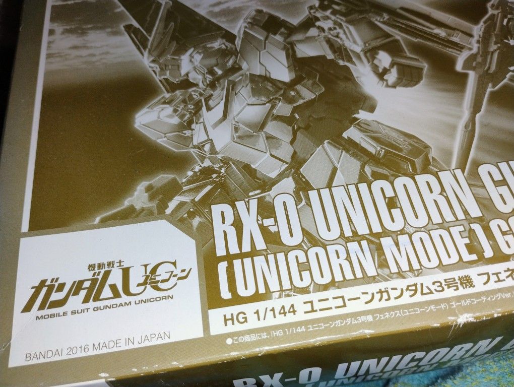 HG 1/144 RX-0 Unicorn Gundam 03 Phenex (Unicorn Mode) Gold Coating Ver.