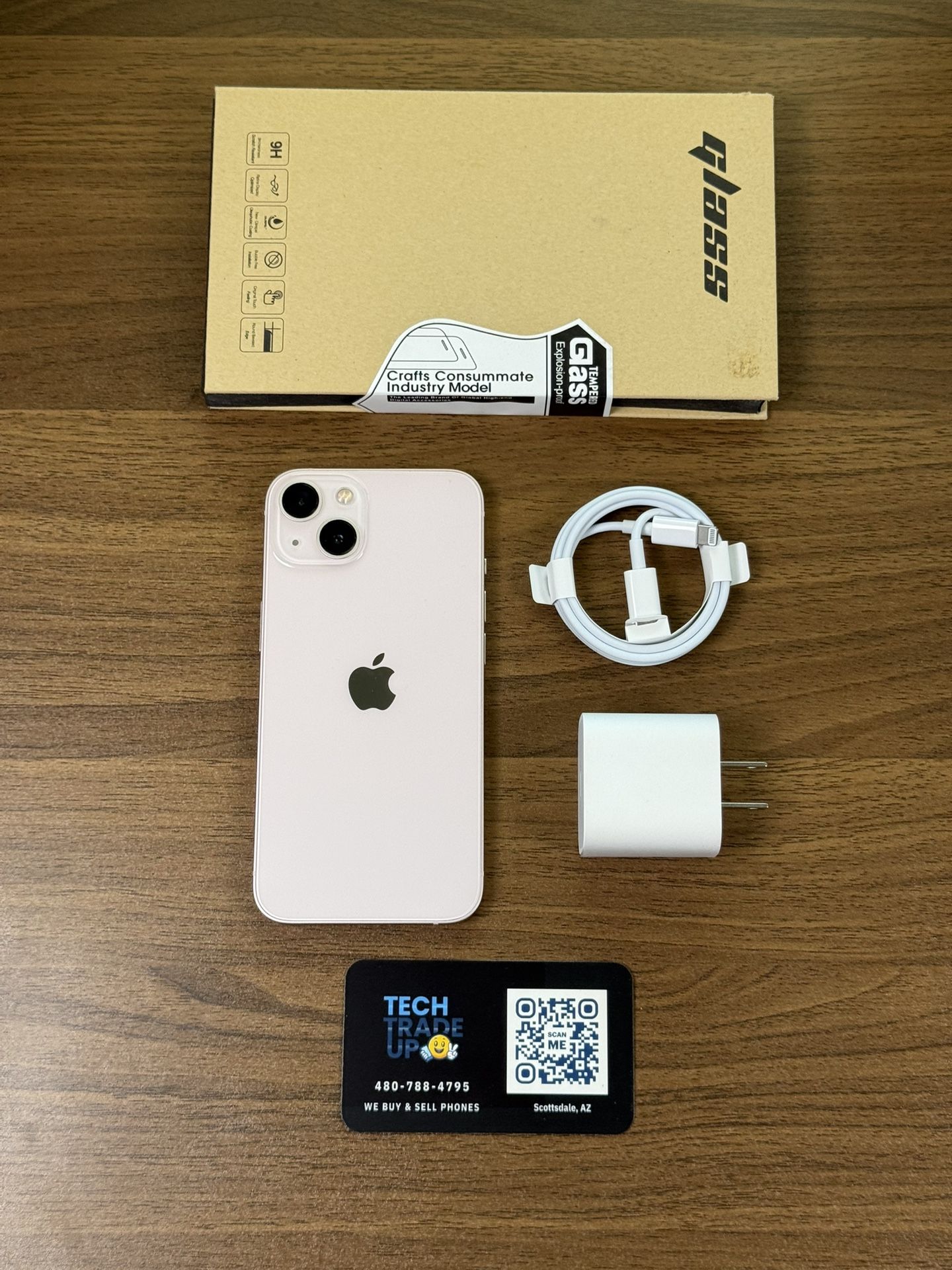 iPhone 13 128Gb Unlocked *Free Case, Screen Protector And Charger*