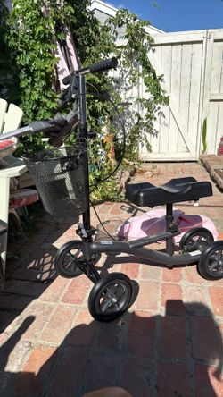 One knee scooter