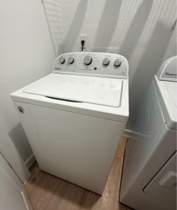 Whirlpool washer and dryer set