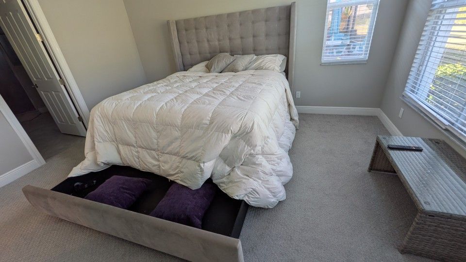 California King Size Bed With Mattress