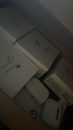 Apple AirPods in Box – Lot of Multiple Units