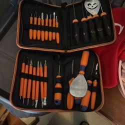 PUMPKIN CARVING SET