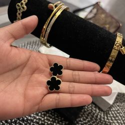 Jumbo Clover Earrings