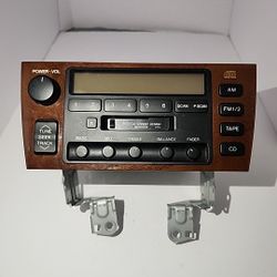 2000-2001 Lexus ES300 AM FM Radio Dolby Cassette Player 86120-33320 Face P1715