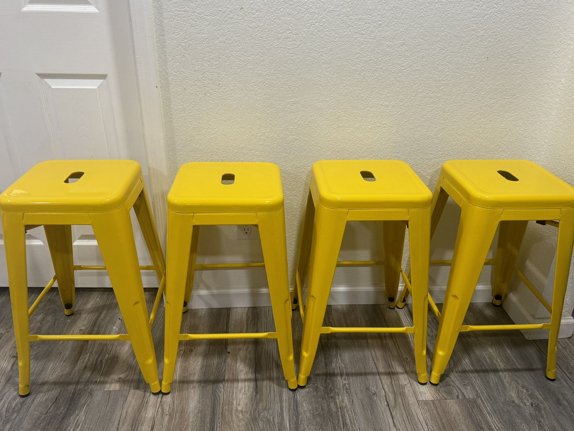 4 Backless Stools