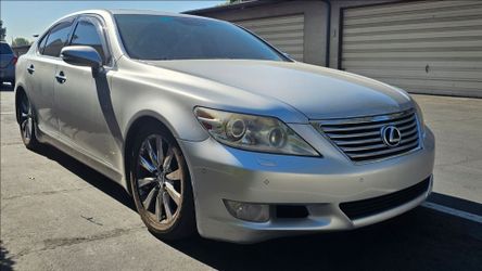 2010 Lexus LS 460