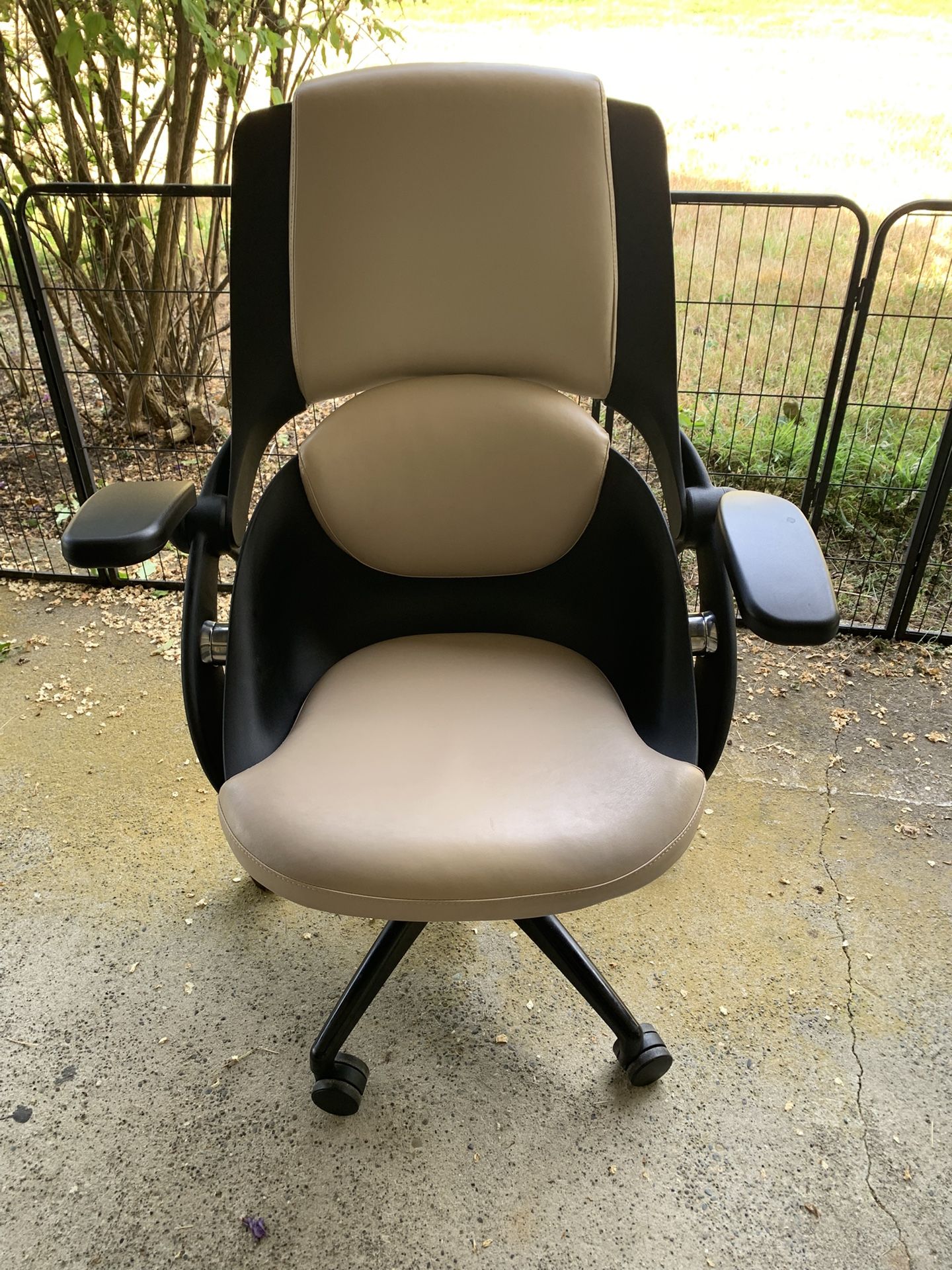 All33 Office Chair