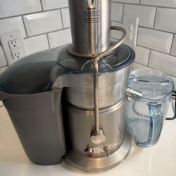 Breville Juice Fountain Elite 800JEXL – Stainless Steel Juicer (Works Great!)