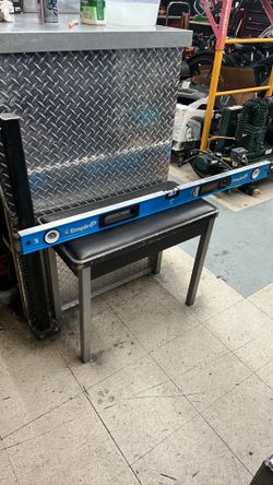 Empire 48” 48in. True Blue Digital Box Level E105.48
