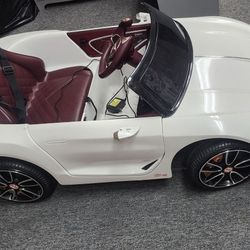 Kids Powerwheels Car