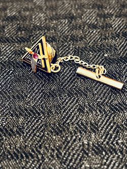 vintage NAA Pin/tietac.