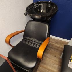 Shampoo Chair