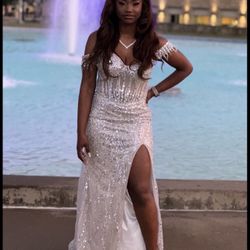 Prom Dress For Sale $200