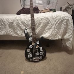 Bass 