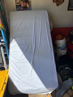 Twin bed - must go