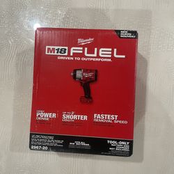 Milwakwee M18 FUEL 18V Lithium-lon Brushless Cordless 1/2 in. Impact Wrench with Friction Ring (Tool-Only)