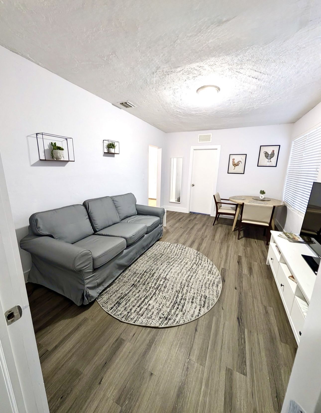 UPPLAND Sofa 88” (Retails $899)