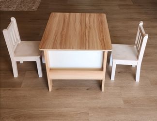 Kids table