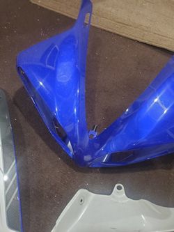 2011 Yamaha R1 Fairing Parts With Light Damage - Fits 09-11 Yamaha R1
