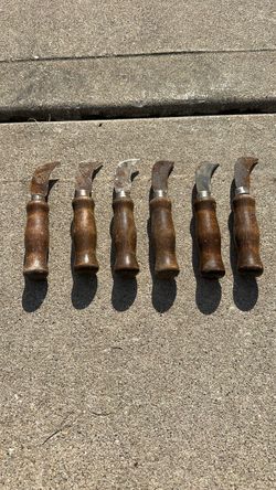 Set of 6 Vintage Wood Handle Hook Knives