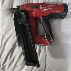 Milwaukee 21 Degree Framing Nailer! Works!