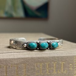 Turquoise Flower Etched Bracelet ( firm on price )